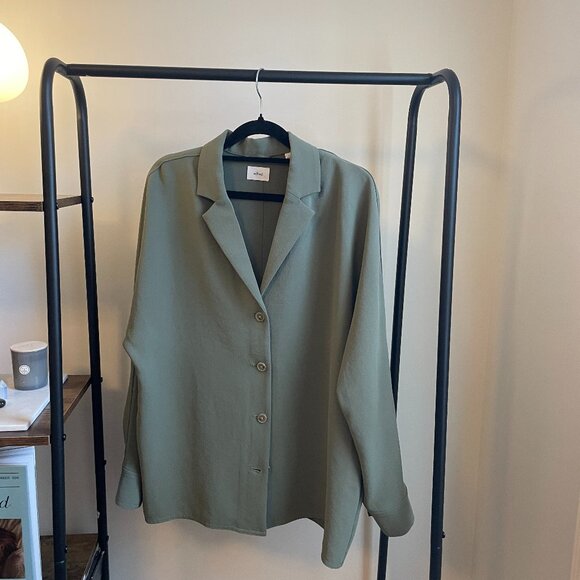 ARITZIA - Wilfred flowy button up shirt/jacket - Picture 1 of 4
